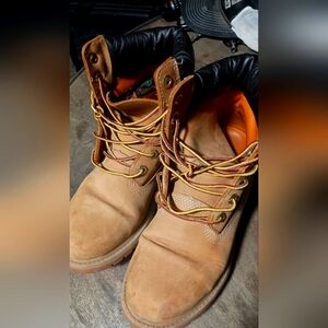 Barely worn Timbs timberland work boots